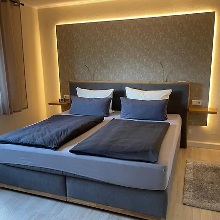 בית נופש Amare Mit Fasssauna, Eigener Terrasse & Kamin באוטזן